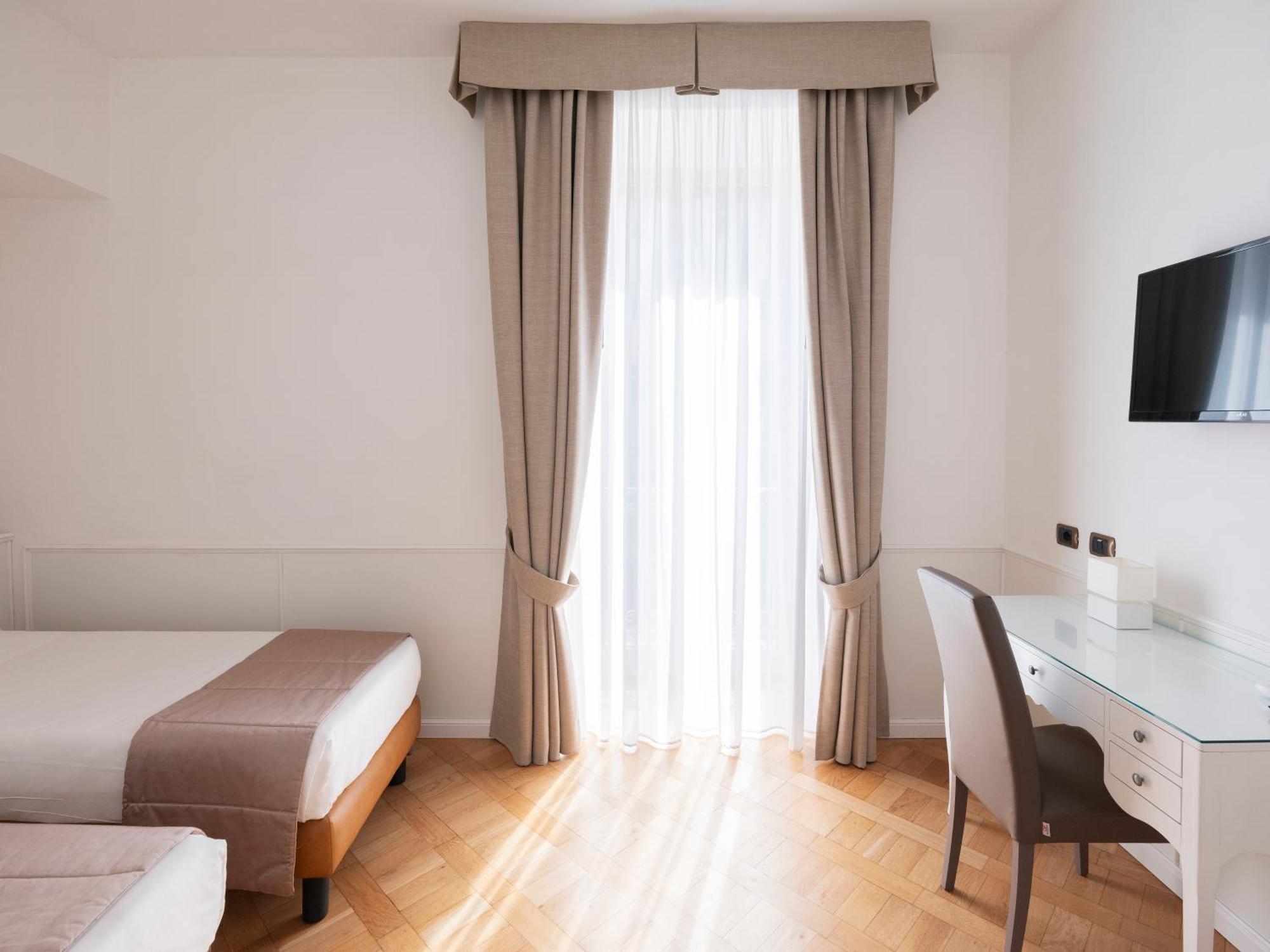 Grande Europa Hotel Napoli